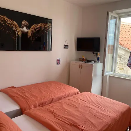 Appartement Old Cezar For 10 *